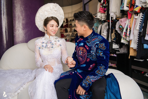 Cùng chúc cho cặp đôi có một happy ending viên mãn.