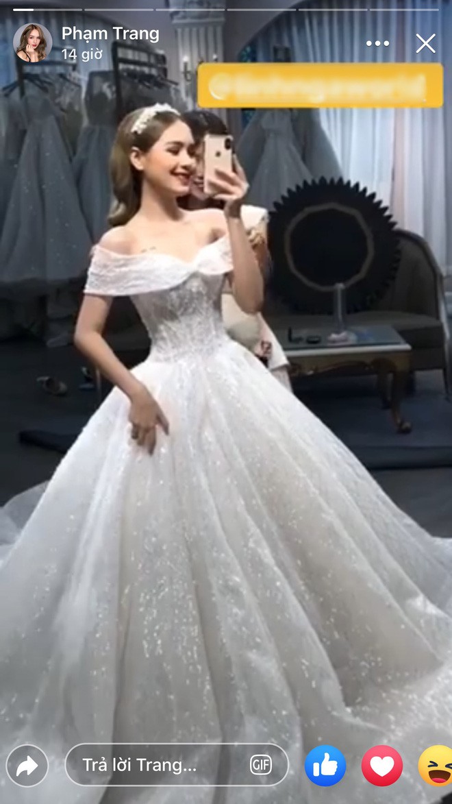 Nếu bạn chưa biết thì cô nàng chỉ mới 17 tuổi.