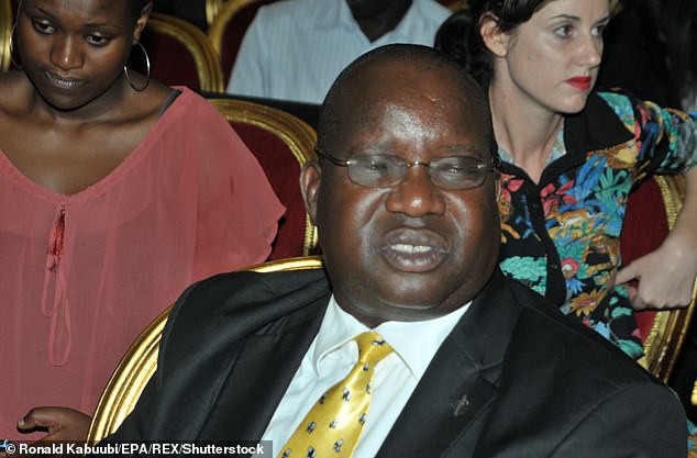 Ông Simon Lokodo rất lạc quan về dự luật 