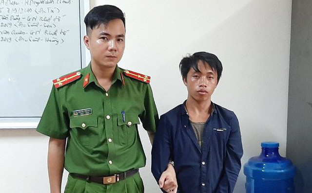 Sùng Seo Đế bị bắt giữ. Ảnh: Công an Lào Cai.