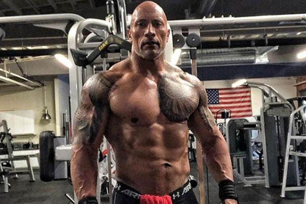 Body của Dwayne Johnson ở tuổi 47: Cao to, lực lưỡng và đầy sức mạnh