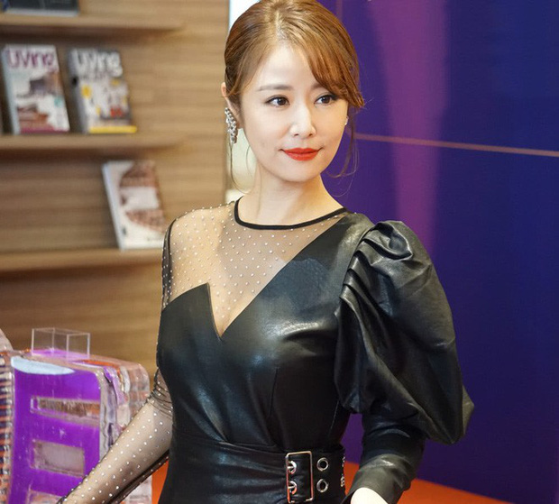 Lâm Tâm Như cũng là nạn nhân của bạo lực mạng xã hội. Cô bị chỉ trích nặng nề vì dự sự kiện mà không hề quyên góp từ thiện.