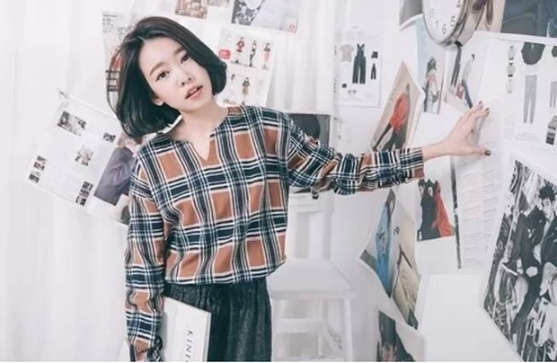 Năm 2015, cả giới nghệ sĩ Đài Loan đã phải chấn động khi nữ MC xinh đẹp Dương Hựu Dĩnh đã qua đời vì hít phải lượng lớn khí Heli. Cô đã để lại di thư lên án mình phải chịu sự áp bách của dư luận và những lời đồn vô cớ trong suốt 1 thời gian dài.