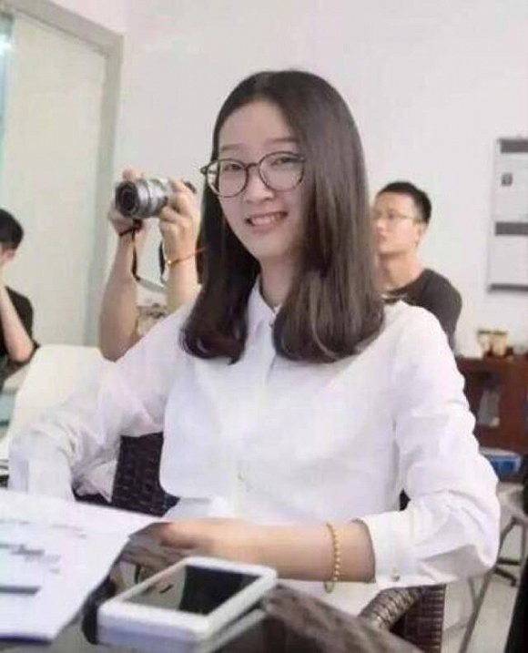 Nạn nhân Chương Oánh Dĩnh xinh xắn, luôn được người xung quanh yêu mến.