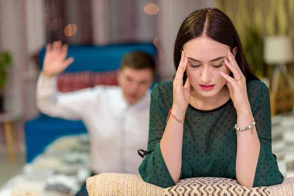 Giờ chồng tôi mở phòng khám tư, kiếm ra tiền thì bắt đầu coi thường vợ. (Ảnh minh họa)