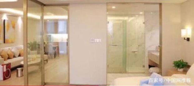 Từ ảnh chụp có thể thấy được khu nghỉ dưỡng nơi Ming Xi sắp ở cữ có không gian rộng rãi, đầy đủ tiện nghi.