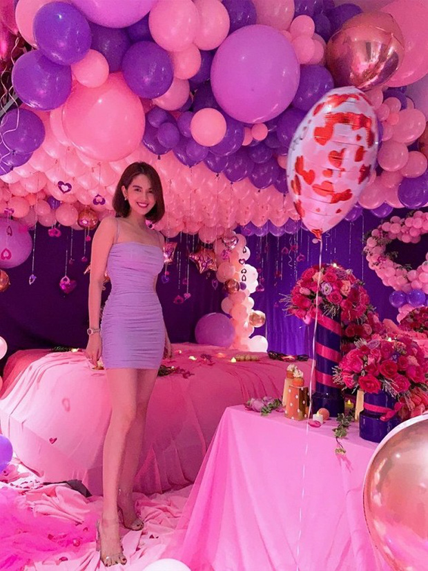 Với nhiều động thái thể hiện niềm hạnh phúc như thế này, nhiều người hy vọng Ngọc Trinh và bạn trai sớm công khai và có cái kết viên mãn sau nhiều năm hẹn hò.