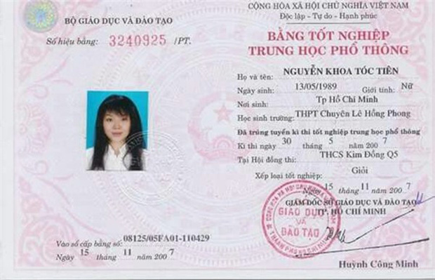 Tóc Tiên tốt nghiệp THPT loại Giỏi.