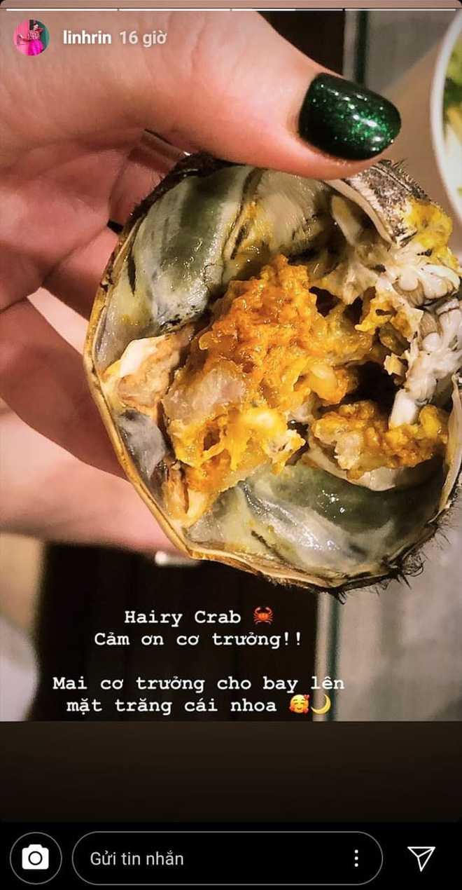 Linh Rin khoe được bạn trai ship cua lên tận phòng.