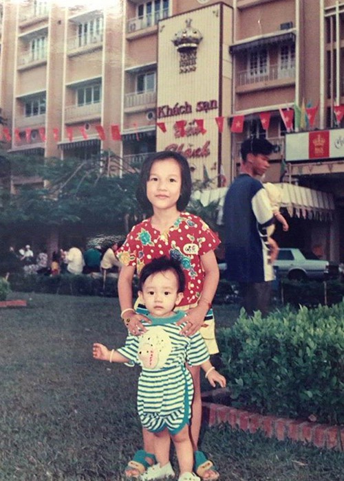 Hoàng Oanh càng lớn càng xinh xắn.