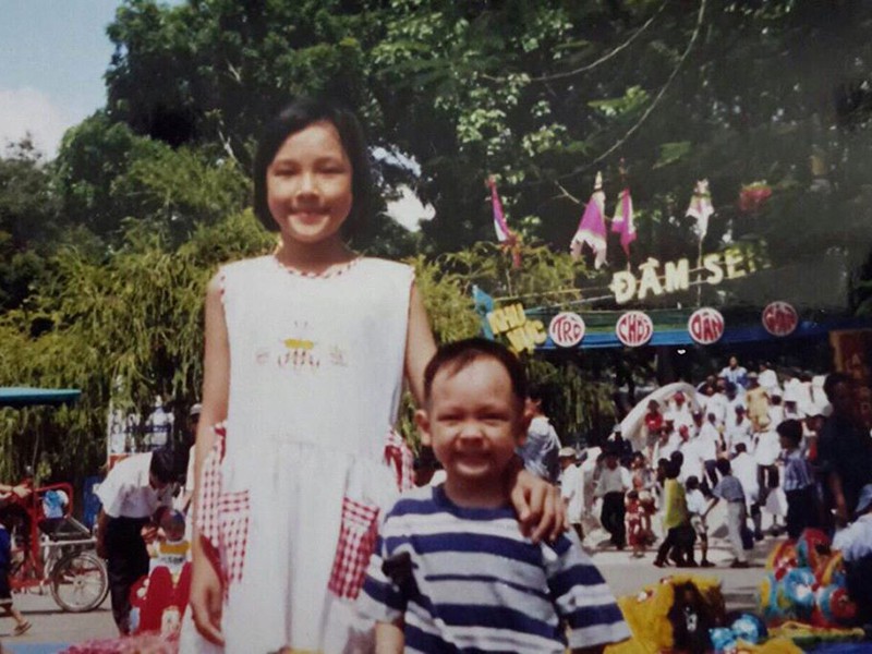 Nữ MC cho biết, cả gia đình từng sống bằng khoản tiền lương hàng tháng của bố mẹ nhưng bố cô vì lý do sức khỏe nên không thể tiếp tục đi làm.