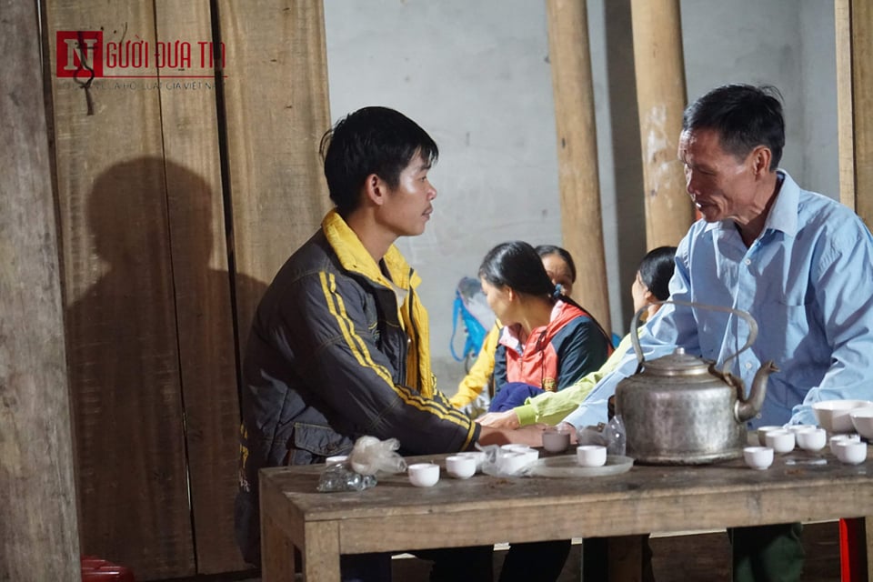 Anh Bao cảm ơn đến tất cả mọi người đã hỗ trợ tìm cháu cũng như tổ chức tang lễ cho cháu Th..