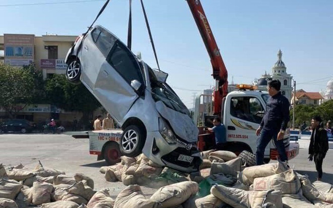 Hiện trường vụ tai nạn. (Ảnh: Nguyễn Dương)