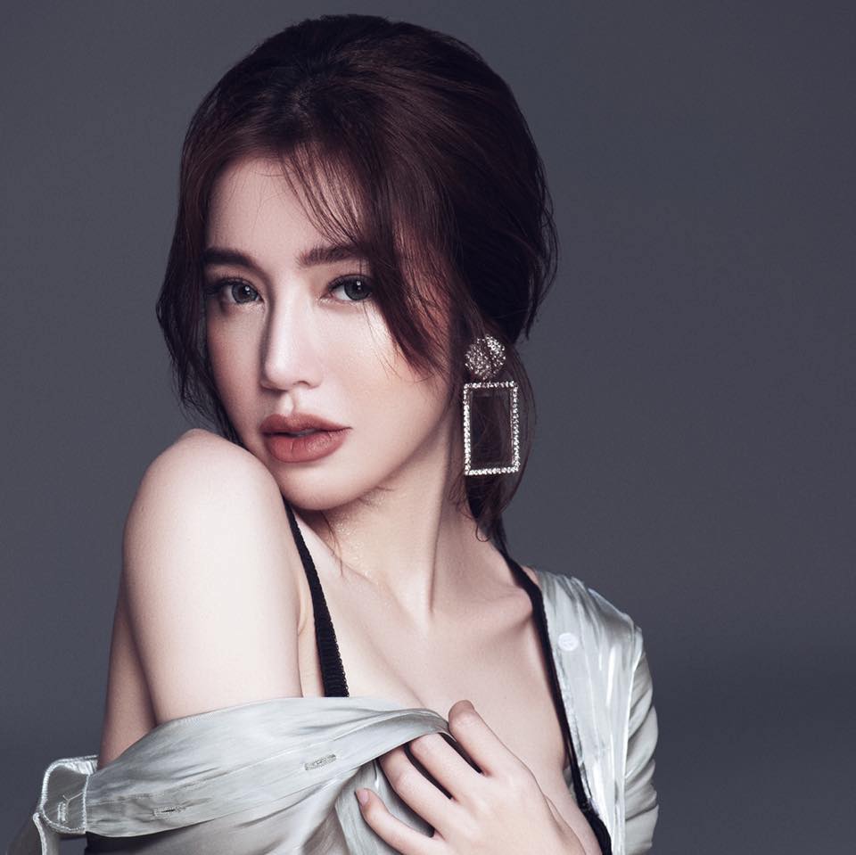 Elly Trần bức xúc khi bị so sánh với các người đẹp trong showbiz.