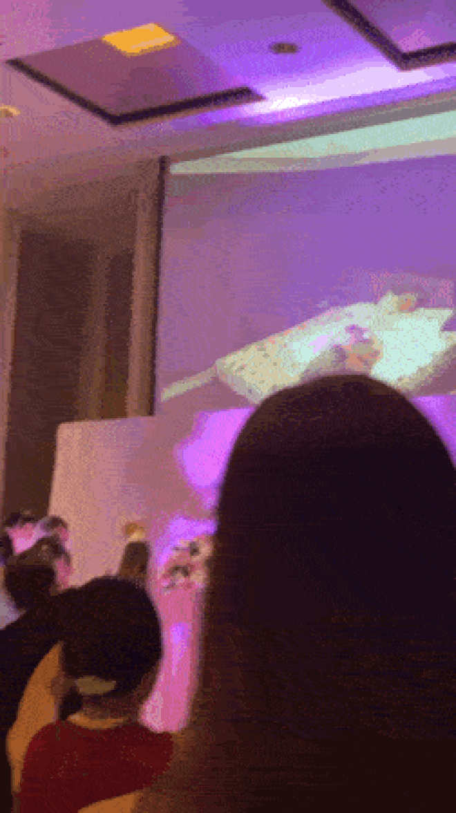 Cảnh tượng hỗn loạn không đáng xảy ra trong ngày vui của đôi trẻ