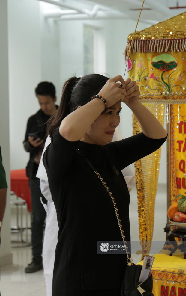 Ai cũng đau xót trước sự ra đi đột ngột này.