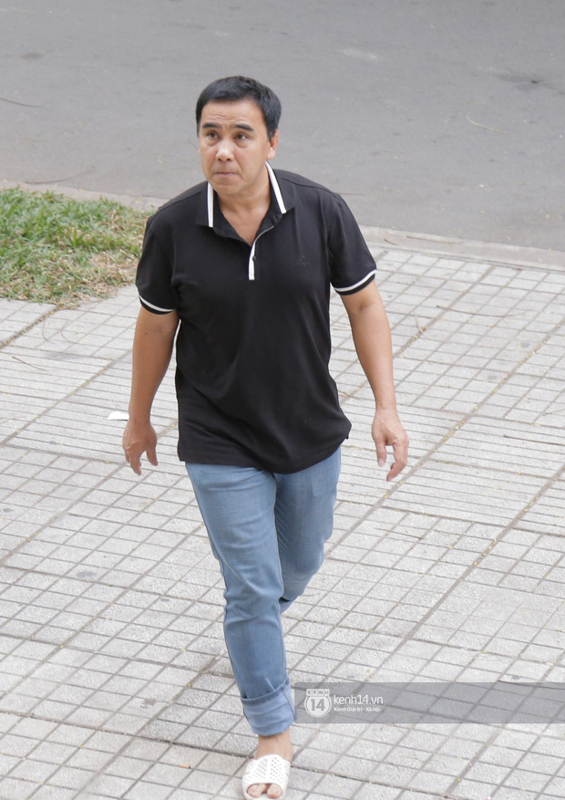 Nghệ sĩ Quyền Linh có mặt từ sớm.