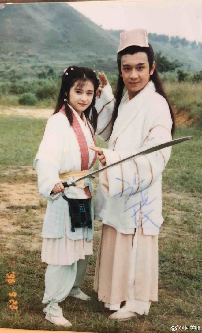 Cô cũng thủ vai Chung Linh - công chúa Đại Lý trong 