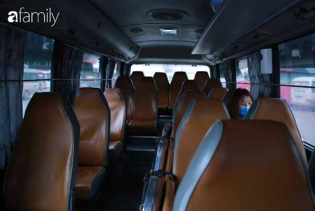 Chuyến xe Hà Nội- Thanh Sơn (Phú Thọ) xuất bến với 1 hành khách trên xe.