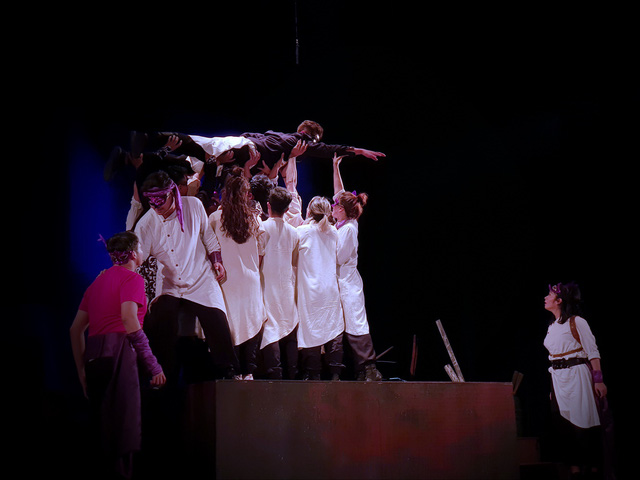 Romeo & Juliet do Nhà hát Tuổi trẻ dàn dựng