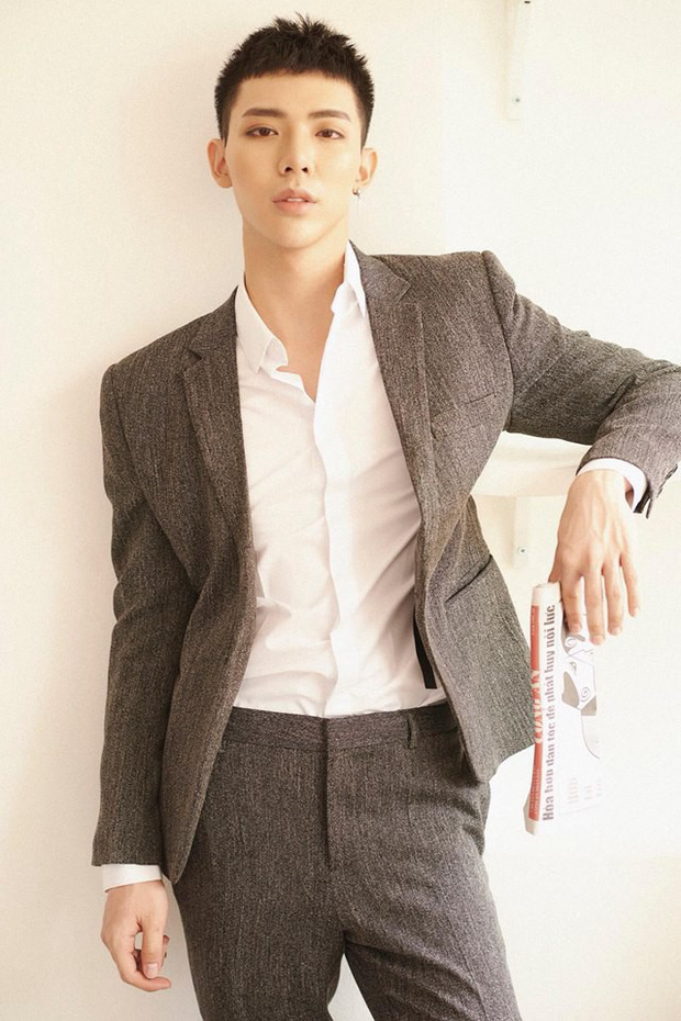 Anh chàng đang là gương mặt nghệ sĩ được đông đảo khán giả yêu mến.