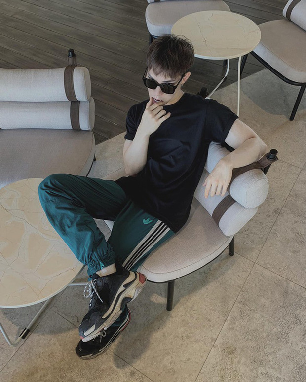 Những khoảnh khắc đời thường của Erik.