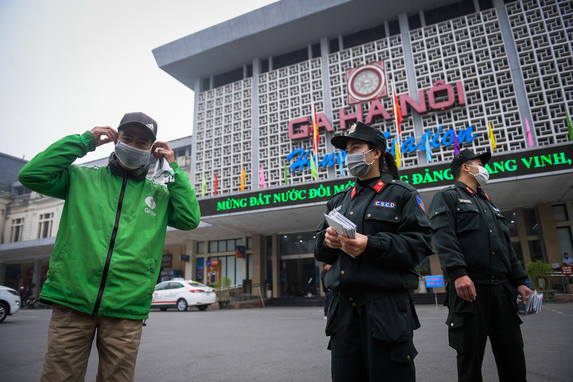 Tại Việt Nam hiện đã ghi nhận 7 bệnh nhân. Về mức độ nguy hiểm của dịch, xác định đây là bệnh truyền nhiễm nhóm A, nguy cơ ở mức độ khẩn cấp toàn cầu và lây truyền từ người sang người.