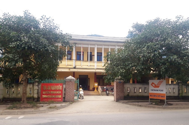 Trụ sở TAND huyện Minh Hóa.