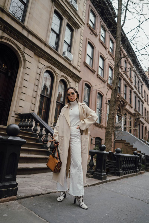 Kể cả khi không sở hữu đôi chân mi nhon mơ ước thì cứ diện quần ống rộng, bạn sẽ không thất vọng điểm nào.