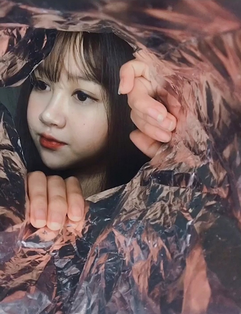 Dân tình thì cũng kéo nhau thử đu đưa theo trend mới.