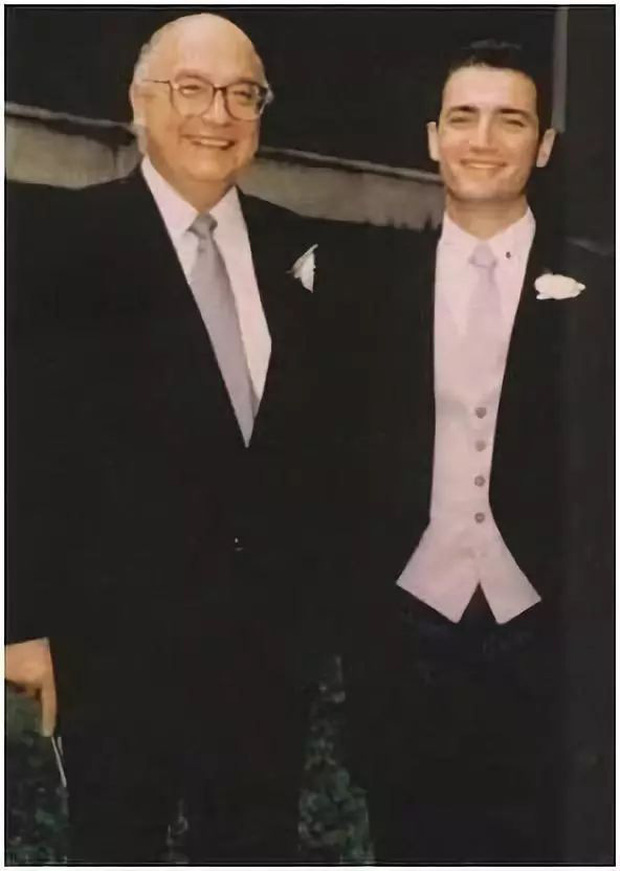 Cha con Hà Hồng Chương – Hà Đông Thuấn Minh cũng mâu thuẫn gay gắt.