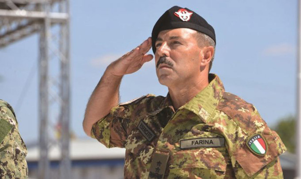 Tham mưu trưởng lục quân Italy, ông Farina, cũng đã nhiễm bệnh.