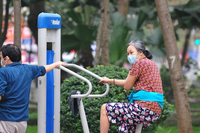 Cuộc chiến chống dịch COVID-19 phụ thuộc rất nhiều vào ý thức của từng người dân.