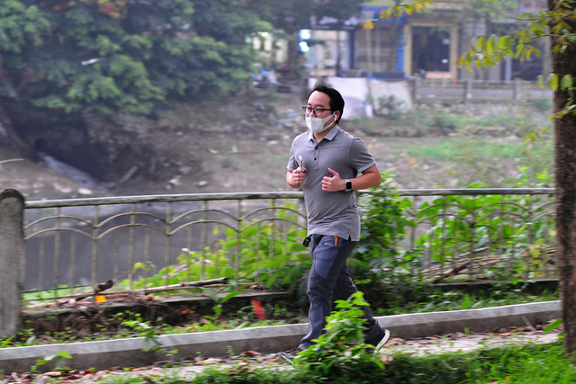 Tập thể dục mỗi ngày giúp cơ thể tăng sức đề kháng.