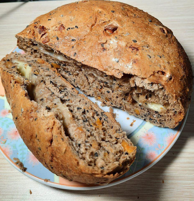 Những chiếc bánh mì dinh dưỡng đầu tiên.