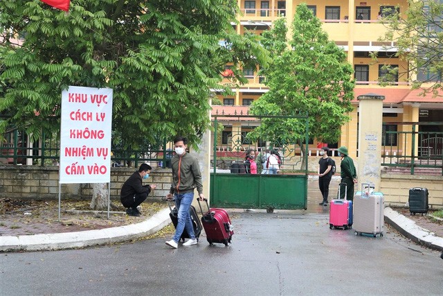 Trong ngày 6/4, Trung tâm Giáo dục quốc phòng Hải Phòng đã tiếp nhận 36 trường hợp về địa phương