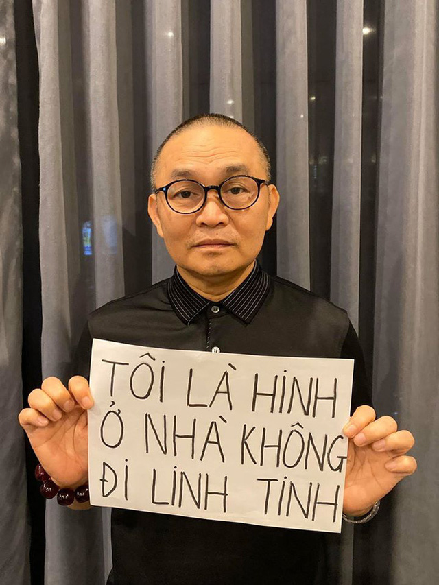 Nam nghệ sĩ cũng không bỏ lỡ phong trào ghép tên 