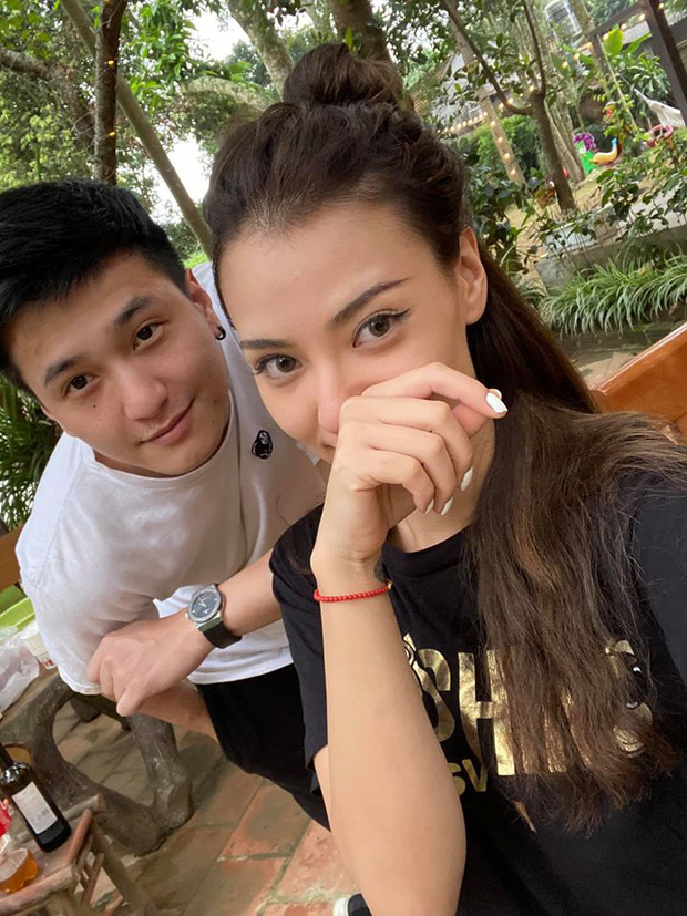 Hậu công khai, Hồng Quế rất chăm chia sẻ ảnh đôi và thả thính Huỳnh Anh cực tình