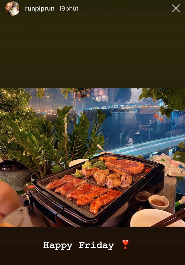 Cách đó ít ngày, Phillip đăng ảnh ăn tối cùng một cô gái, còn để cả trái tim, dân tình đoán già đoán non: Có phải là Linh Rin?