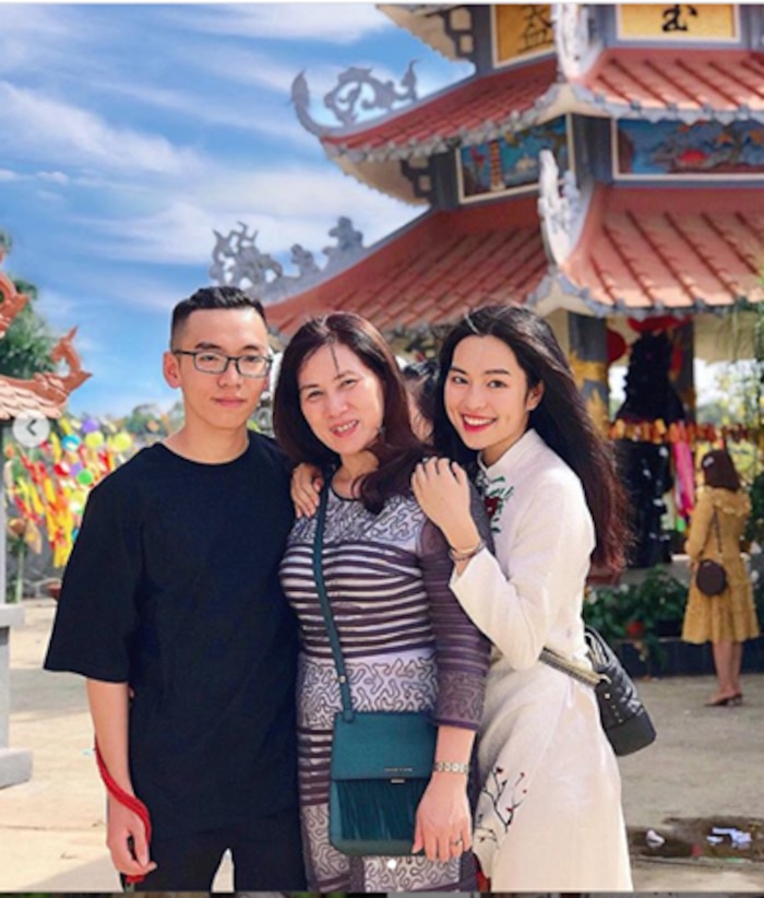 Trên mạng xã hội, Khánh Vân và Phi Kha vẫn thường xuyên tương tác qua lại khiến dân tình không khỏi thích thú.