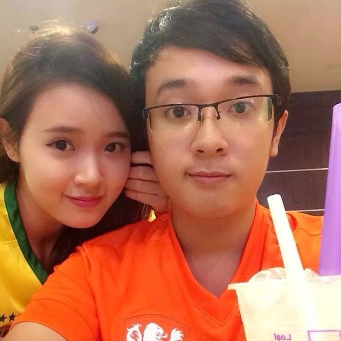 Midu và em trai Trung Hiếu được nhiều nhận xét giống nhau như “2 giọt nước” từ đôi mắt đến đường nét trên gương mặt.