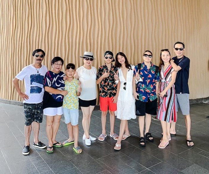 Tuấn Kiệt (giữa) dù mới 14 tuổi nhưng đã có chiều cao nổi bật.