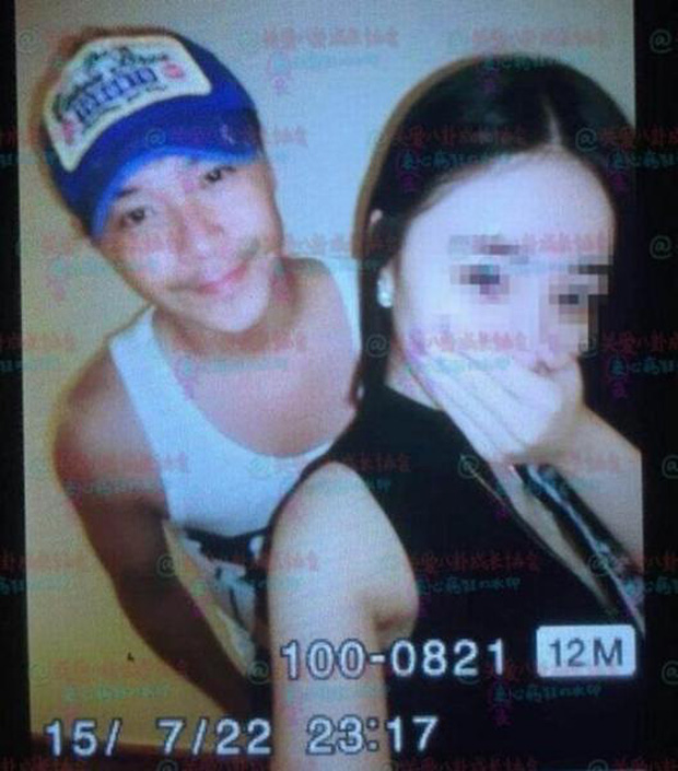 Việc này được thực hiện trong thời điểm Đồng Lệ Á mang thai.