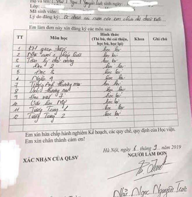 Bảng điểm nợ 10 môn được anh chàng giải thích là do học song bằng nên nhiều khi thời khóa biểu quá kín không thể học đều 2 bên được.