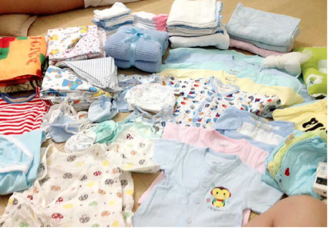 Mùa đông chị Hân sắm đồ cho con nhiều hơn mua hè. (Ảnh minh họa)