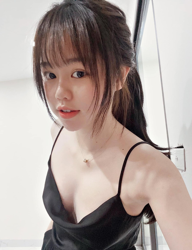 Chân dung tình tin đồn của Quang Hải đang khiến dân mạng hết sức quan tâm.