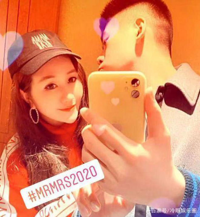 Cuộc sống hạnh phúc bên chồng và con gái của ái nữ trùm sòng bạc.