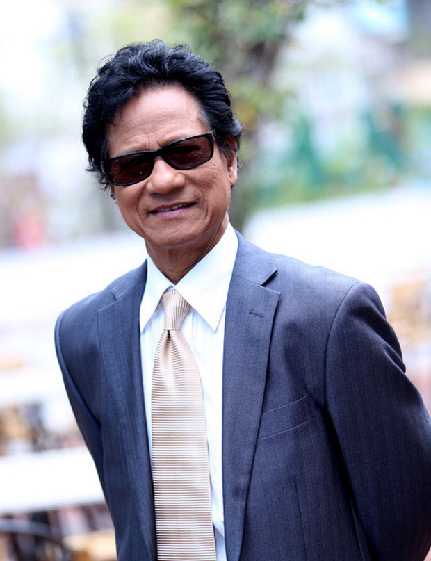 Ngày ấy nam nghệ sĩ nổi tiếng đào hoa, cạnh ông có biết bao cô gái xinh đẹp vây quanh.