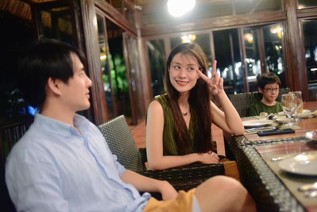 Từ khi Đông Nhi mang thai, Ông Cao Thắng luôn là người bên cạnh và chăm sóc vợ từng ly từng tí.