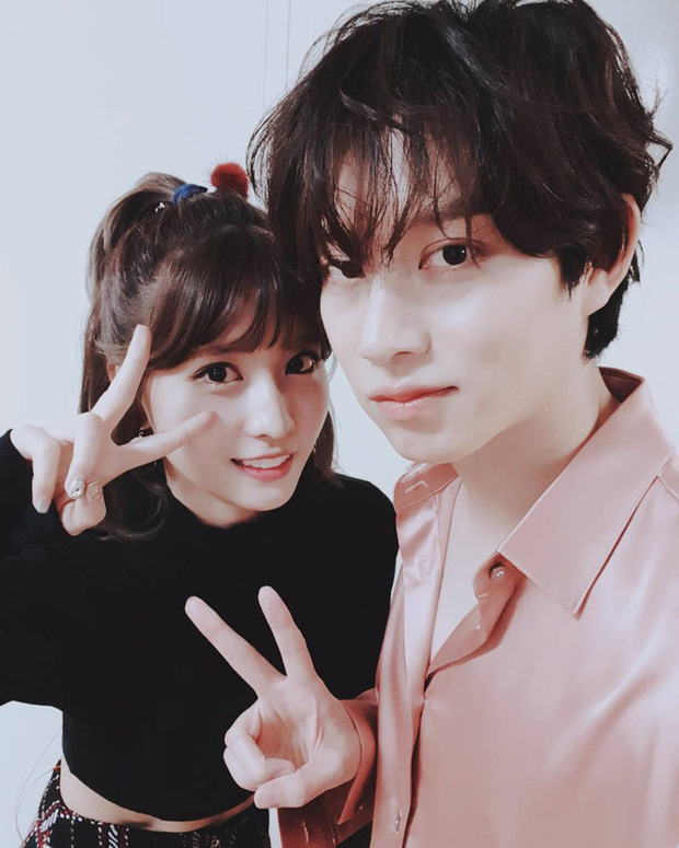 Bất chấp khoảng cách tuổi tác, Heechul - Momo vẫn là một trong số những cặp đôi được yêu thích tại Hàn Quốc hiện nay.